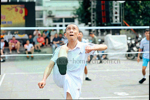 行业洞察专题抽象图：坐标轴与数据节点